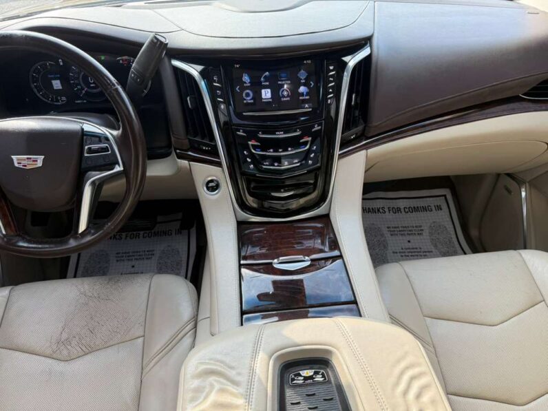 
								CADILLAC ESCALADE 2016 full									