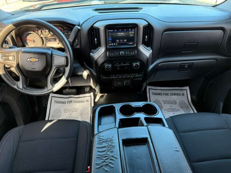 
								CHEVROLET SILVERADO 2020 full									