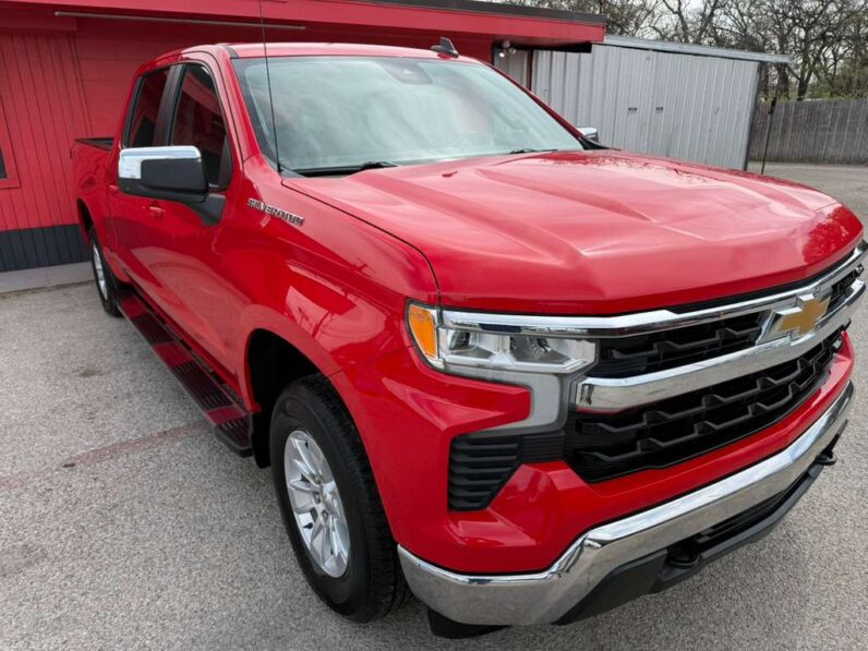 
								CHEVROLET SILVERADO 2024 full									