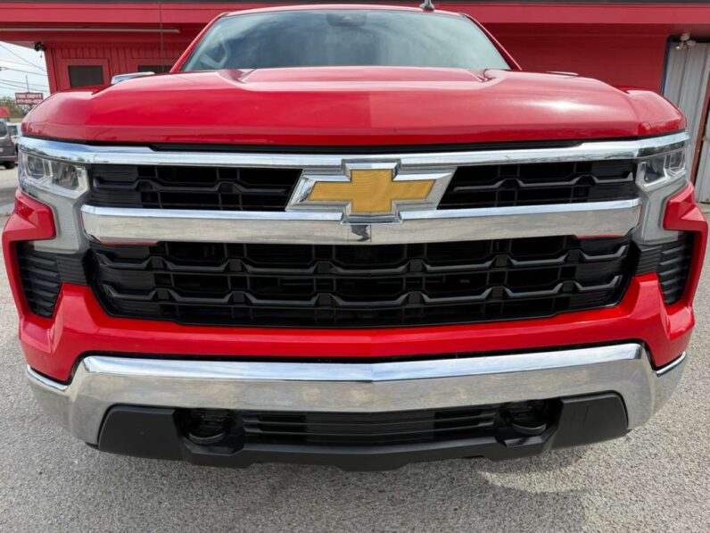 
								CHEVROLET SILVERADO 2024 full									