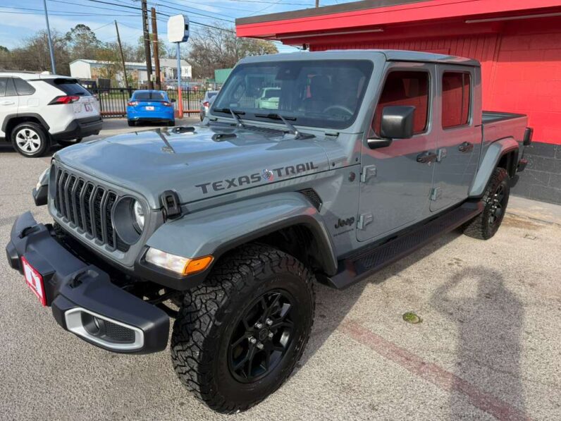 
								JEEP GLADIATOR 2024 full									