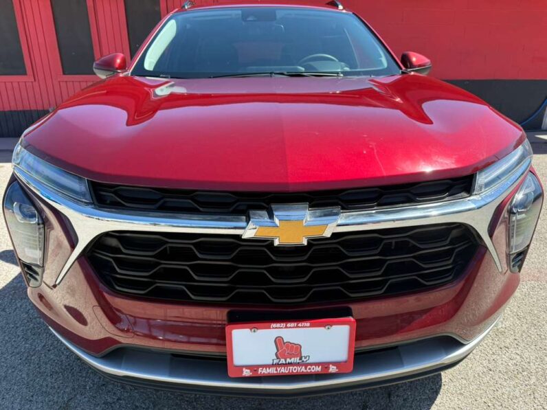 
								CHEVROLET TRAX 2025 full									