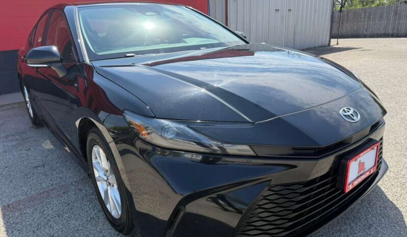 TOYOTA CAMRY 2025