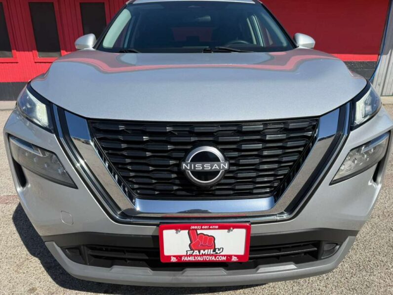 
								NISSAN ROGUE 2023 full									