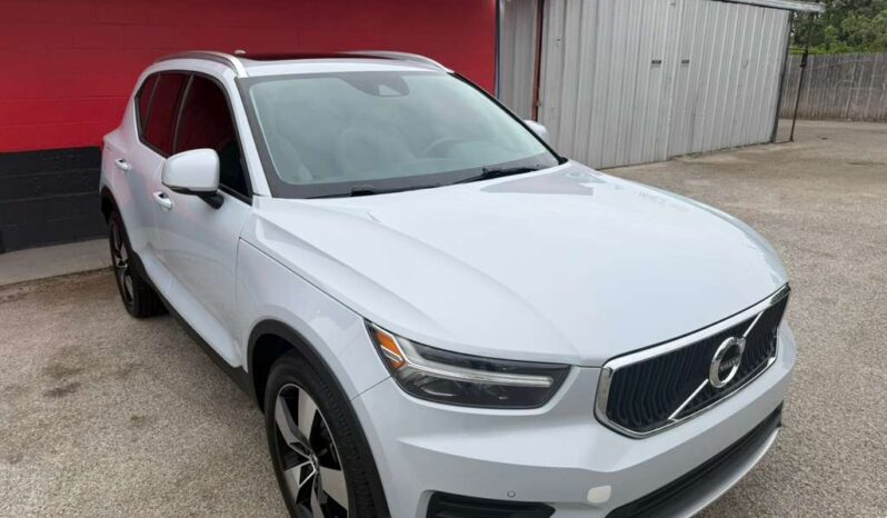 VOLVO XC 40 2020