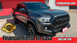 TOYOTA TACOMA 2017