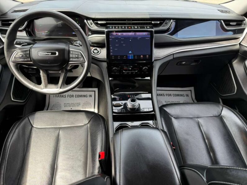 
								JEEP GRAND CHEROKEE 2022 full									