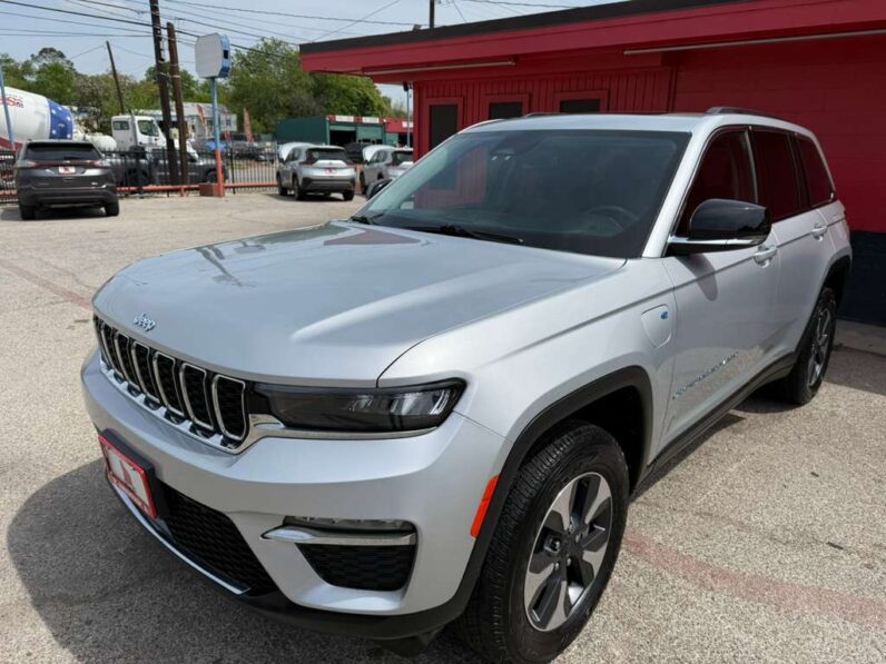 
								JEEP GRAND CHEROKEE 2022 full									