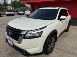 NISSAN PATHFINDER 2022