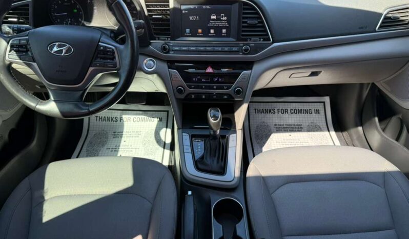 HYUNDAI ELANTRA 2018