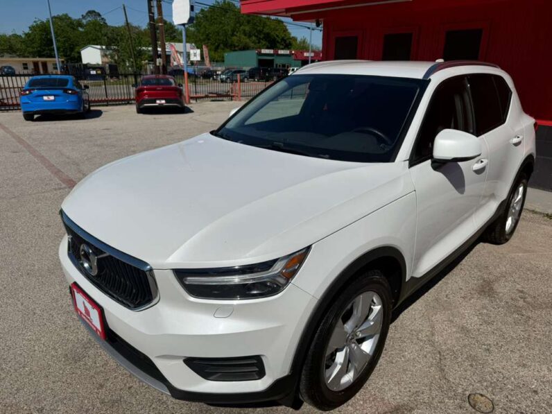 
								VOLVO XC40 2022 full									