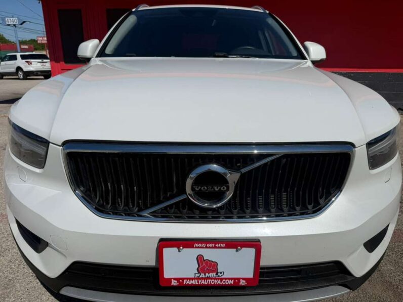 
								VOLVO XC40 2022 full									