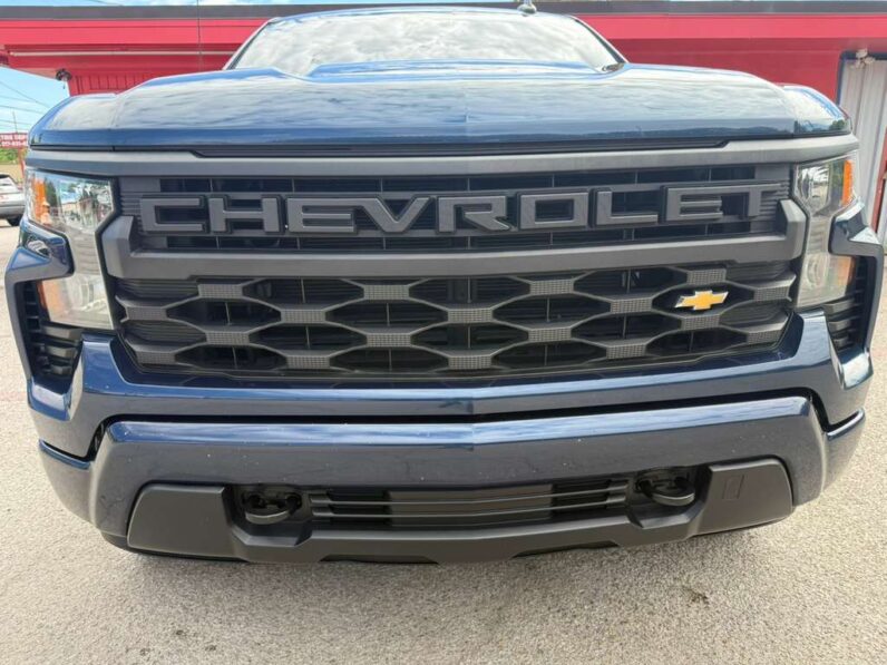 
								CHEVROLET SILVERADO 2022 full									