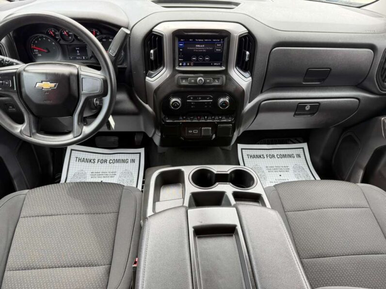 
								CHEVROLET SILVERADO 2021 full									