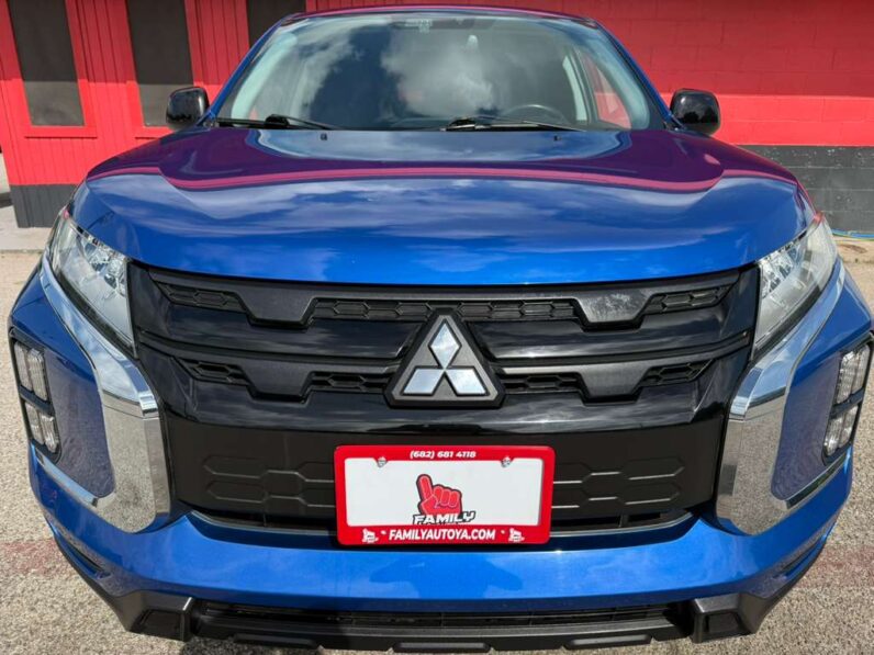 
								MITSUBISHI OUTLANDER SPORT 2023 full									