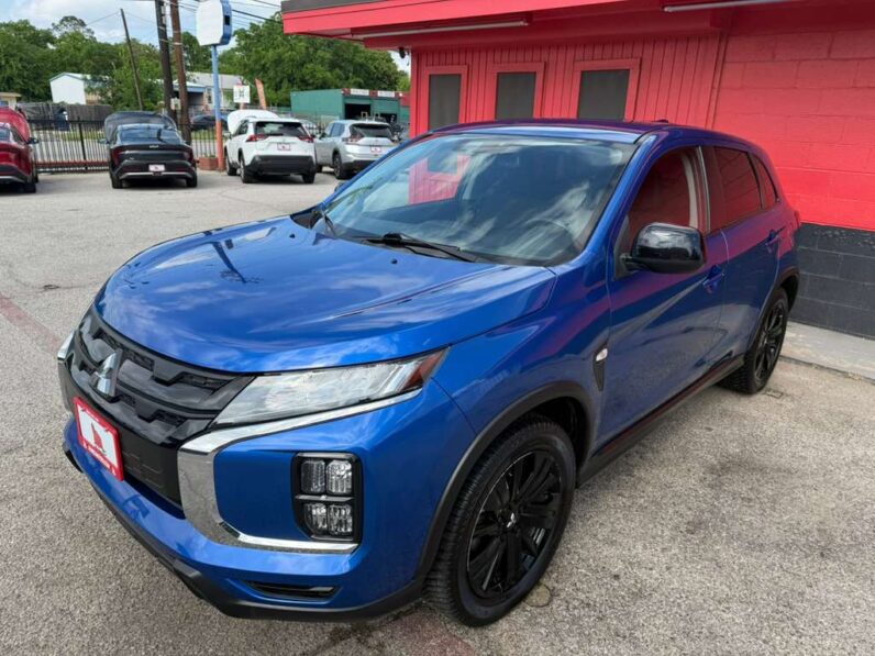 
								MITSUBISHI OUTLANDER SPORT 2023 full									