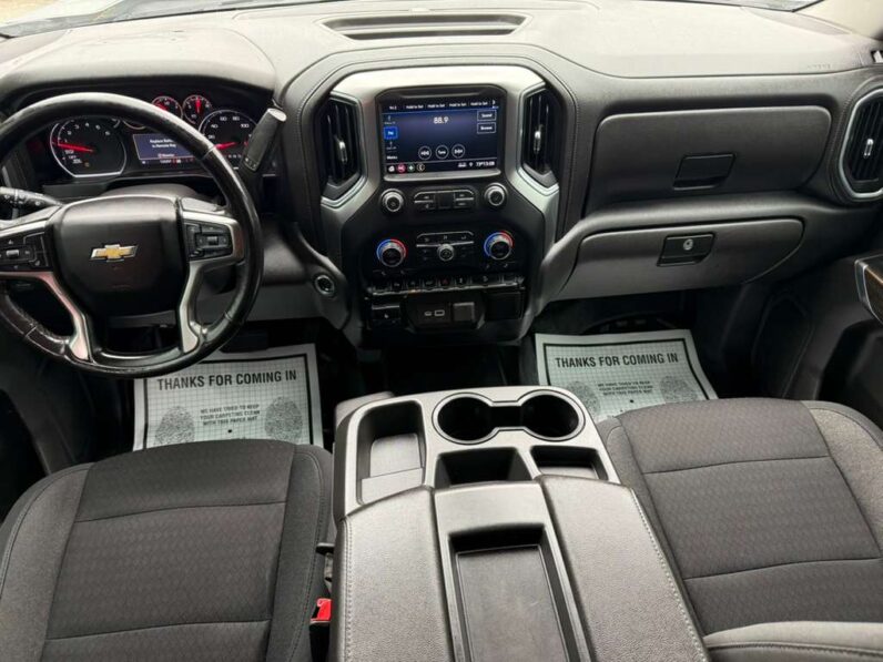 
								CHEVROLET SILVERADO 2020 full									