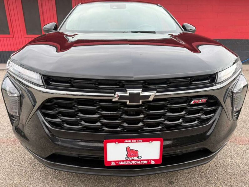 
								CHEVROLET TRAX 2025 full									