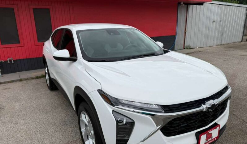 
								CHEVROLET TRAX 2025 full									