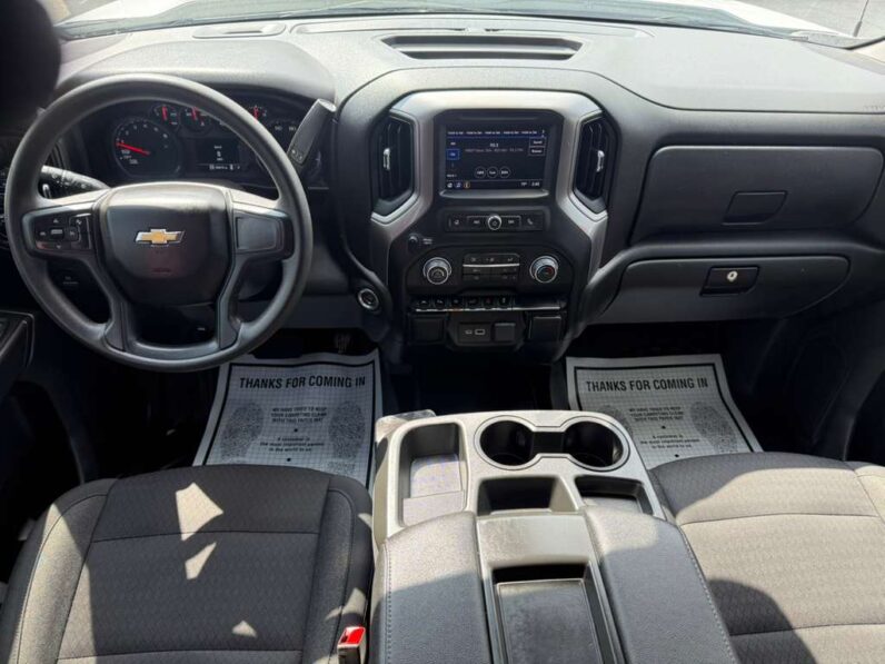 
								CHEVROLET SILVERADO 2022 full									