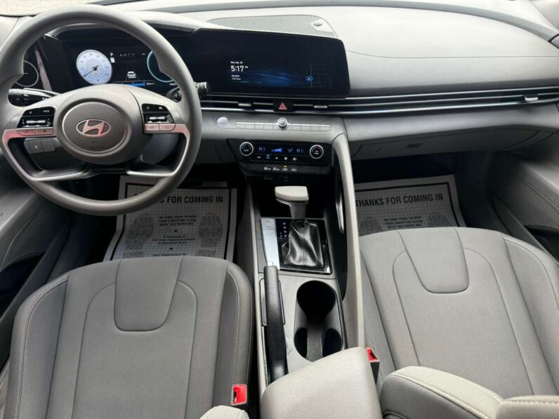 
								HYUNDAI ELANTRA 2024 full									