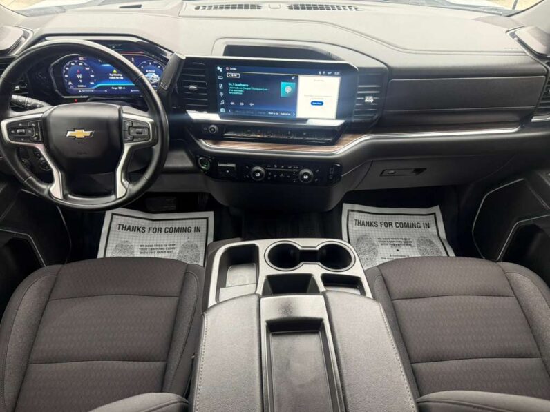 
								CHEVROLET SILVERADO 2024 full									