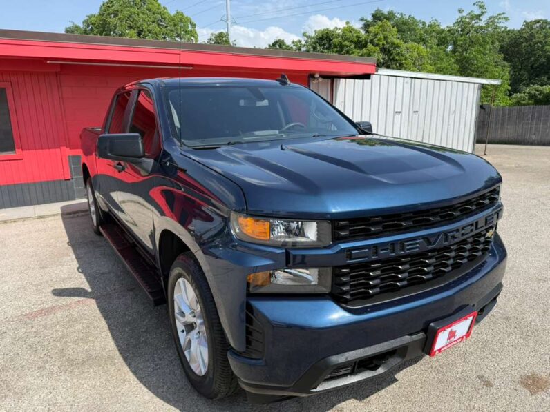 
								CHEVROLET SILVERADO 2021 full									