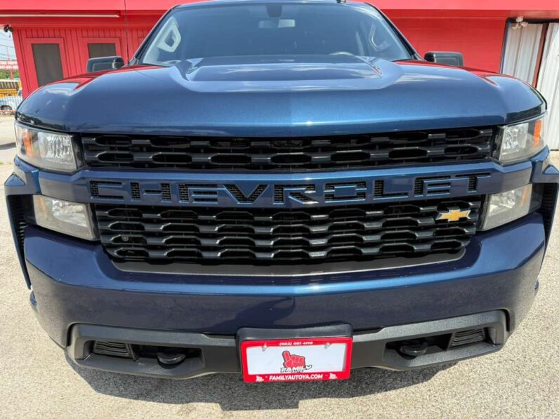 
								CHEVROLET SILVERADO 2021 full									