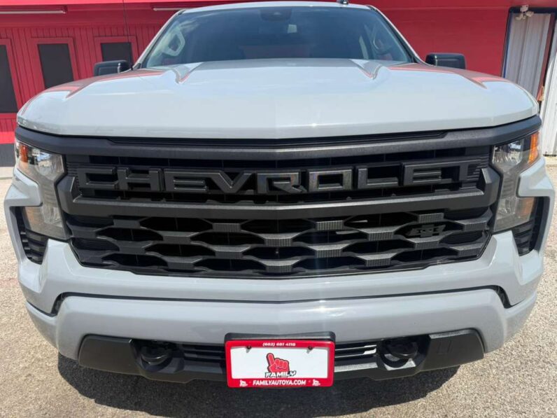 
								CHEVROLET SILVERADO 2025 full									