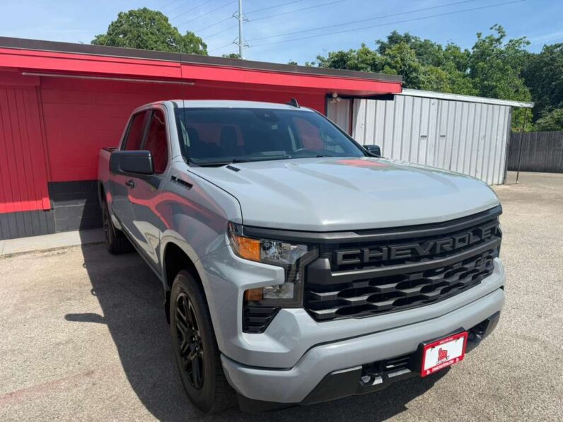 
								CHEVROLET SILVERADO 2025 full									