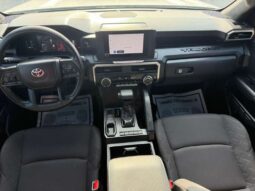 TOYOTA TACOMA 2024