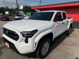 TOYOTA TACOMA 2024