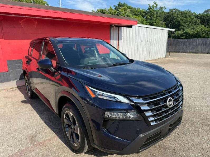 
								NISSAN ROGUE 2025 full									