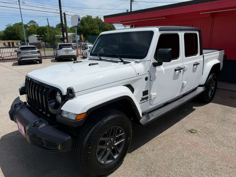 
								JEEP GLADIATOR 2022 full									