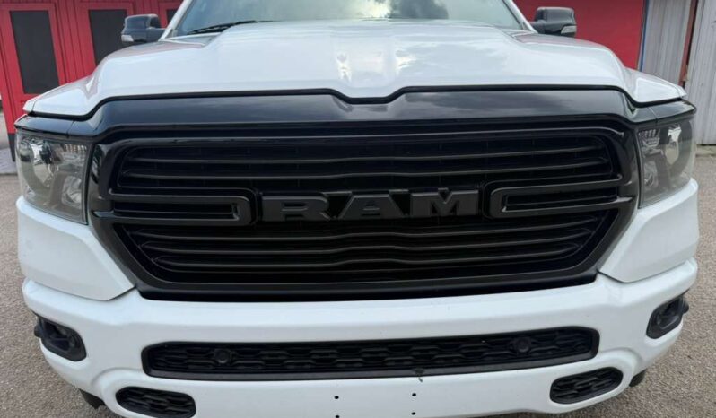 DODGE RAM 1500 2021