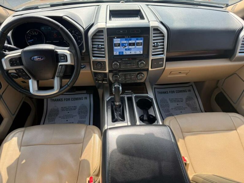 
								FORD F-150 2016 full									