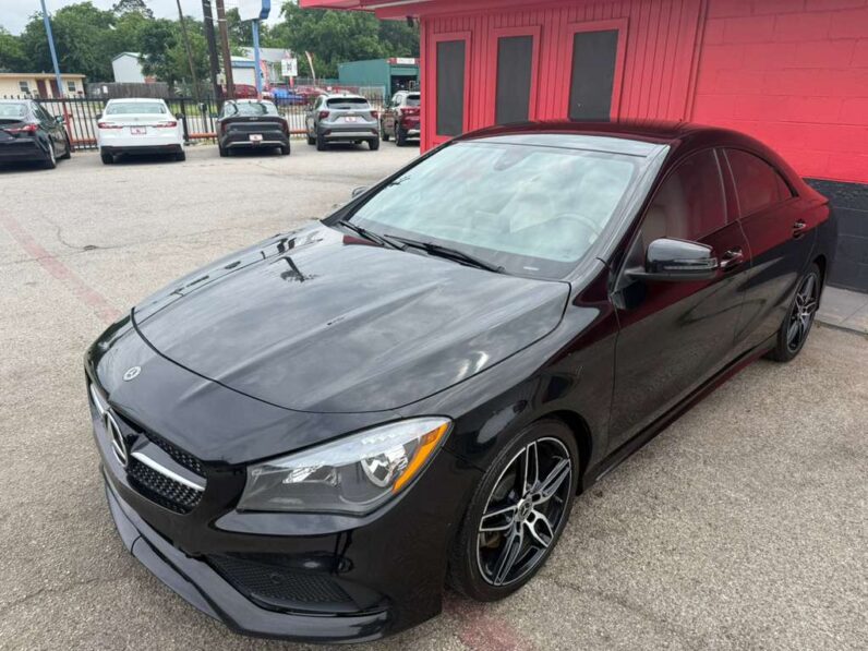 
								MERCEDES BENZ CLA 250 2018 full									