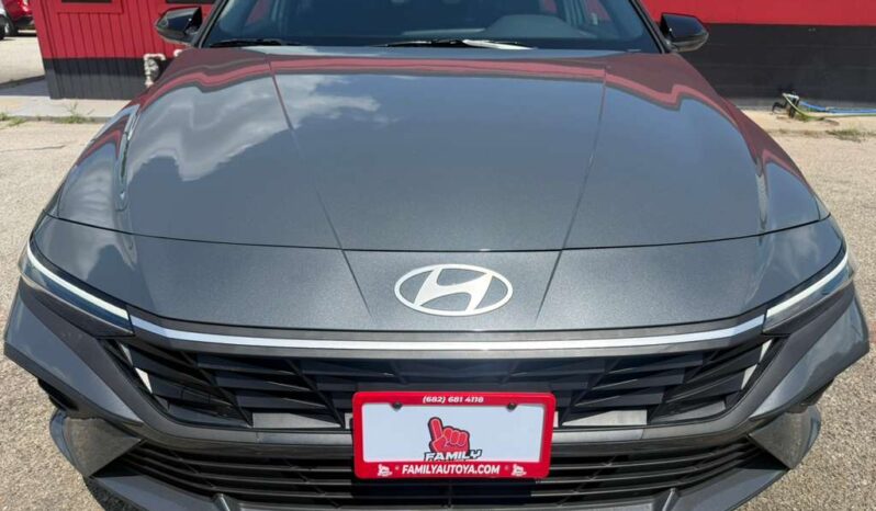 HYUNDAI ELANTRA 2025