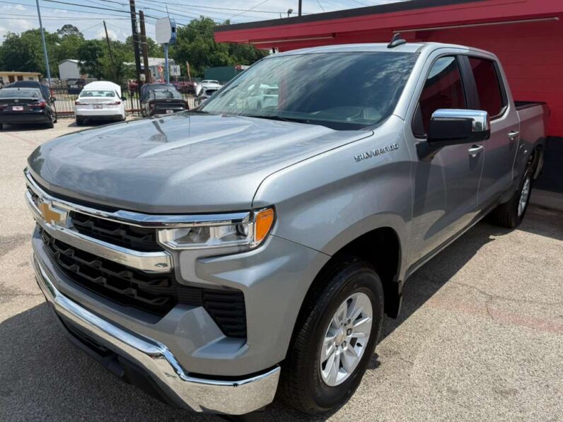 
								CHEVROLET SILVERADO 2025 full									