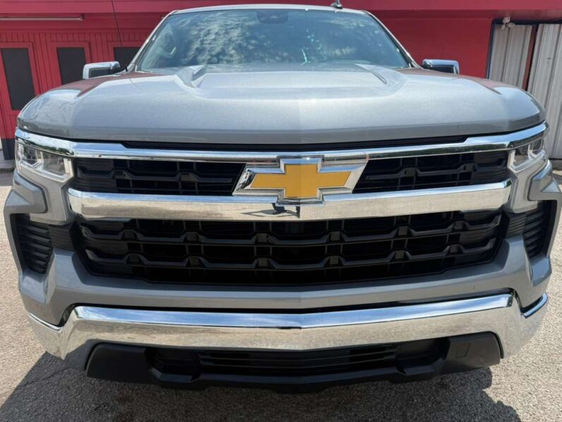 
								CHEVROLET SILVERADO 2025 full									