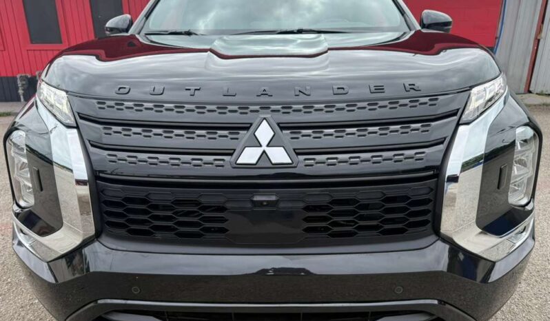 MITSUBISHI OUTLANDER 2023