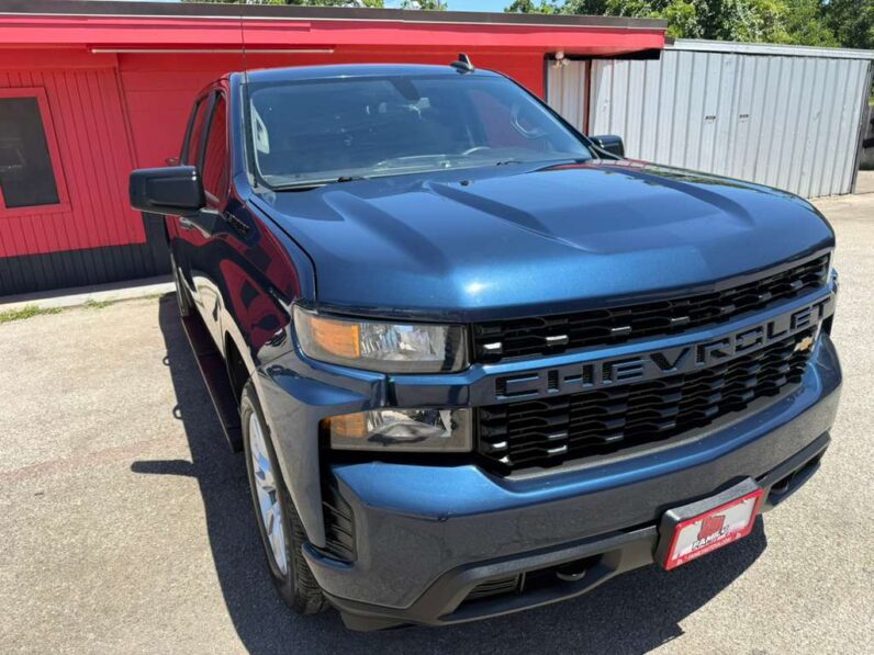
								CHEVROLET SILVERADO 2021 full									