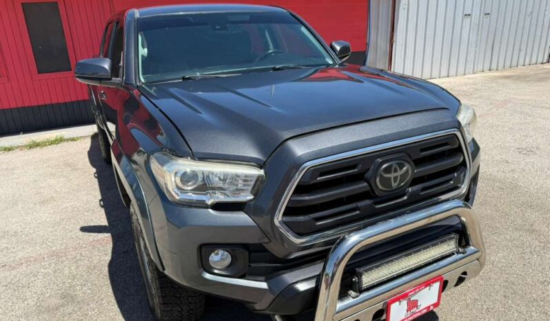 TOYOTA TACOMA 2018