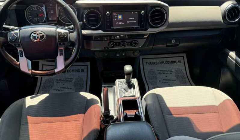 TOYOTA TACOMA 2018