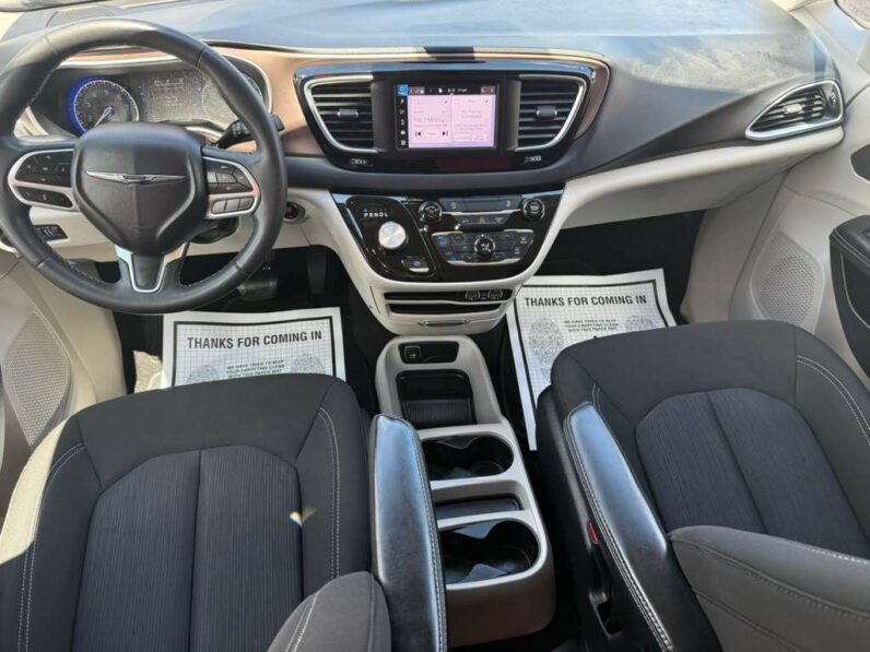 
								CHRYSLER VOYAGER 2023 full									