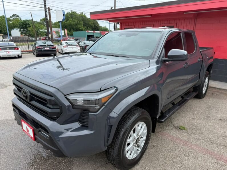 
								TOYOTA TACOMA 2024 full									