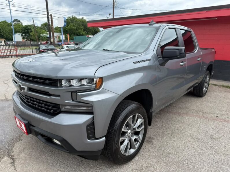 
								CHEVROLET SILVERADO 2022 full									