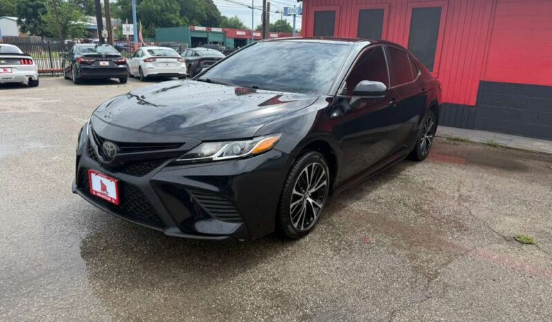 TOYOTA CAMRY 2019