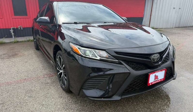 TOYOTA CAMRY 2019