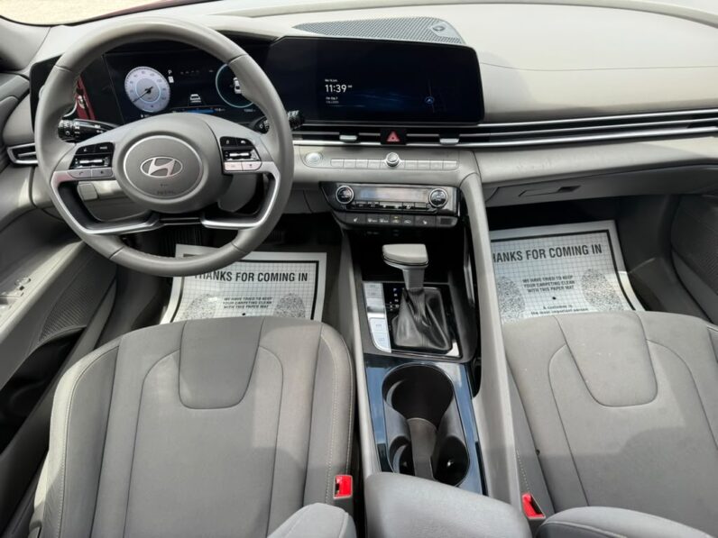 
								HYUNDAI ELANTRA 2024 full									
